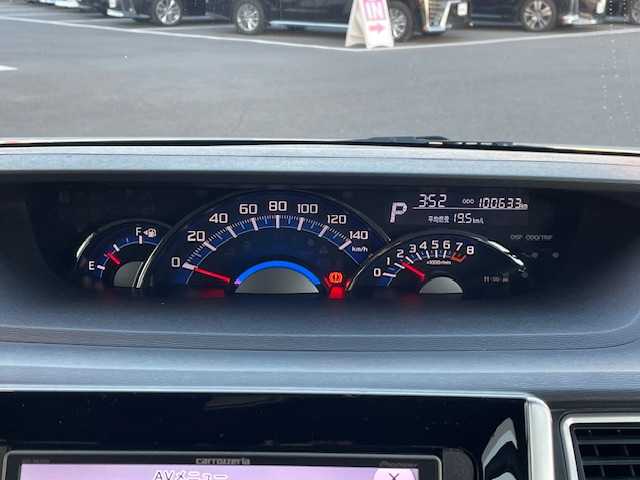 ダイハツ タント カスタム X SA 静岡県 2014(平26)年 10.1万km パール 登録時走行距離１００６３３ｋｍ/プッシュスタート/パワーステアリング/パワーウインドウ/AAC/Bluetooth接続/ETC/バックカメラ/SDナビ/ワンセグ/純正フロアマット/フルフラットシート/ベンチシート/両側パワースライドドア/純正アルミホイール/ホイールABS/横滑り防止装置/盗難防止装置/オートライト/LEDヘッドライト/フォグランプ/純正ドアバイザー/DVD/SD・AM/FM/TV/Bluetooth接続/AUX/iPad