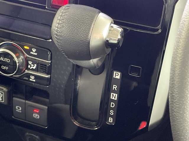 トヨタ ルーミー カスタムG 神奈川県 2023(令5)年 1.1万km レーザーブルークリスタルシャイン トヨタセーフティセンス/純正9型ナビ【NMZN-Y73D】/・BT/フルセグTV/CD/DVD/SD/USB/HDMI/バックカメラ/純正フリップダウンモニター/ETC/前後ドライブレコーダー/電動サイドブレーキ/オートブレーキホールド/アイドリングストップ機能/コーナーセンサー/両側電動スライドドア/革巻きステアリング/ステアリングスイッチ/Autoライト/スマートキー/プッシュスタートボタン/LEDヘッドライト/フォグランプ/電動格納ミラー/ウィンカーミラー/純性フロアマット/純正ドアバイザー/純正14インチアルミホイール