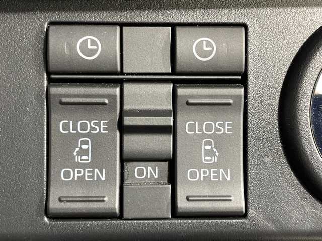 トヨタ ルーミー カスタムG 神奈川県 2023(令5)年 1.1万km レーザーブルークリスタルシャイン トヨタセーフティセンス/純正9型ナビ【NMZN-Y73D】/・BT/フルセグTV/CD/DVD/SD/USB/HDMI/バックカメラ/純正フリップダウンモニター/ETC/前後ドライブレコーダー/電動サイドブレーキ/オートブレーキホールド/アイドリングストップ機能/コーナーセンサー/両側電動スライドドア/革巻きステアリング/ステアリングスイッチ/Autoライト/スマートキー/プッシュスタートボタン/LEDヘッドライト/フォグランプ/電動格納ミラー/ウィンカーミラー/純性フロアマット/純正ドアバイザー/純正14インチアルミホイール