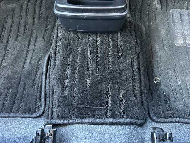 三菱 ｅＫワゴン G 富山県 2012(平24)年 8.3万km ラズベリーレッド ワンオーナー/キーレスエントリー/ETC/純正CDプレーヤー/シートヒーター/フォグランプ/電動格納ミラー/フロアマット/純正ドアバイザー/ヘッドライトレベライザー/Wエアバッグ/社外AWスタッドレス車載(155/65R13)/保証書・取説/スペアキー