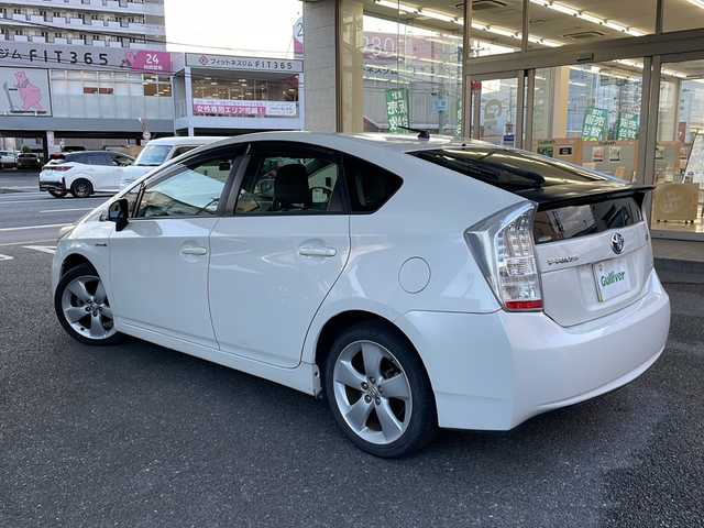 トヨタ プリウス S ツーリングセレクション 大阪府 2009(平21)年 8.7万km ホワイトパールクリスタルシャイン 純正ナビ/バックカメラ/ドライブレコーダー/ワンセグテレビ/純正アルミホイール/純正フロアマット/スペアキー/プッシュスタート/ETC/カーテンエアバッグ/ドアバイザー