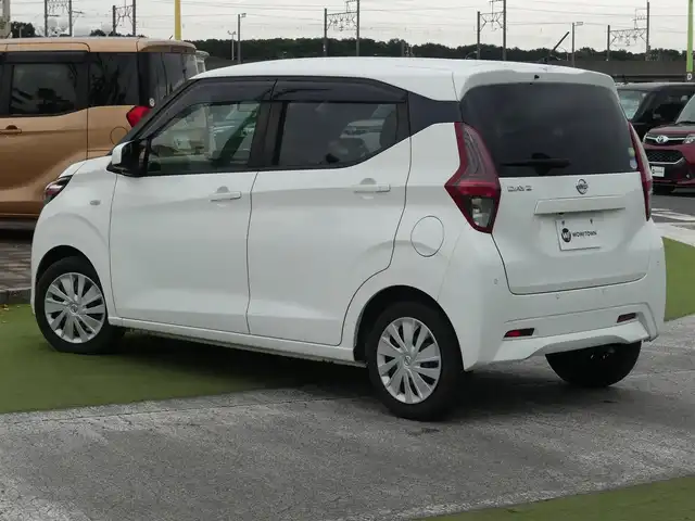 日産 デイズ S 千葉県 2020(令2)年 2.9万km ホワイト エマージェンシーブレーキ/純正メモリーナビ/地デジTV/【CD再生機能　Bluetooth接続】/バックカメラ/ドライブレコーダー/コーナーセンサー/キーレス