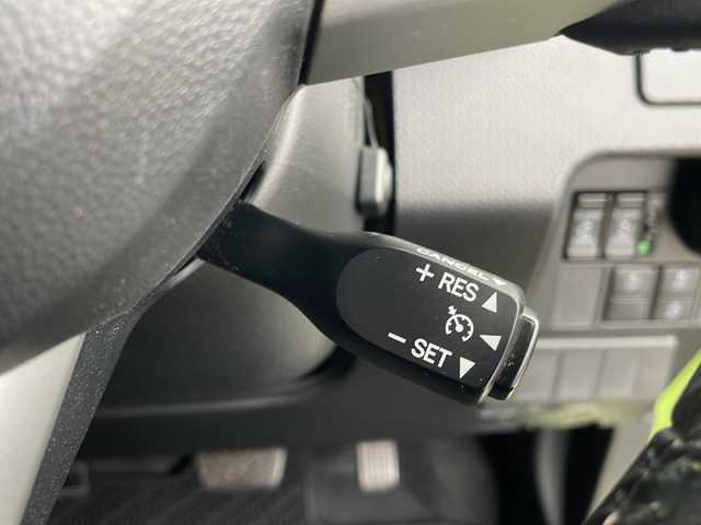 トヨタ ルーミー カスタムG S 島根県 2017(平29)年 4.8万km フレッシュグリーンメタリック 純正7インチSDナビゲーション(NSZT-W66T)/フルセグ BT SD CD DVD/全方位カメラ/クルーズコントロール/ビルトインETC/両側パワースライドドア/LEDヘッドライト/AUTOライト/フォグライト/後席サイドサンシェード/ISOFIX/純正14インチアルミホイール