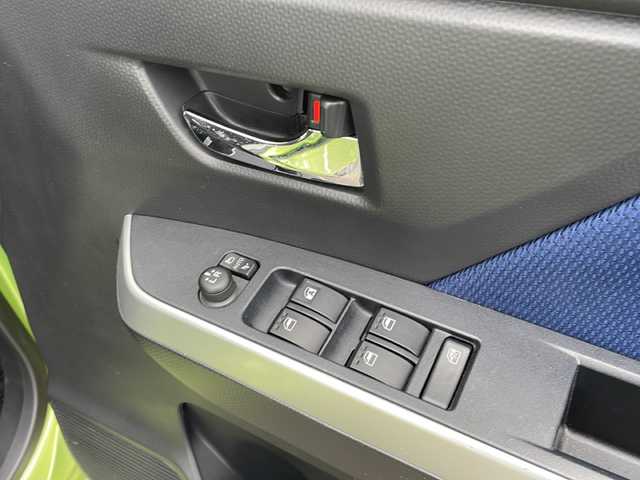 トヨタ ルーミー カスタムG S 島根県 2017(平29)年 4.8万km フレッシュグリーンメタリック 純正7インチSDナビゲーション(NSZT-W66T)/フルセグ BT SD CD DVD/全方位カメラ/クルーズコントロール/ビルトインETC/両側パワースライドドア/LEDヘッドライト/AUTOライト/フォグライト/後席サイドサンシェード/ISOFIX/純正14インチアルミホイール