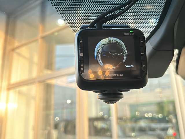 トヨタ アルファード S Cパッケージ 静岡県 2019(平31)年 9.8万km ブラック 純正ナビ/AM/FM/CD/DVD/フルセグTV/SD/Bluetooth/主要装備/・ドライブレコーダー　/・レーダークルーズコントロール　/・バックカメラ　/・ＥＴＣ　/・コーナーセンサー　/・シートヒーター　/・エアシート　/・パワーシート　/・両側パワースライドドア　/・スマートキー　/・レザーシート/・ハンドルヒーター/・シートメモリー/・オットマン/・サンルーフ/・レーンキープ/・衝突軽減システム/・横滑り防止装置/・オートハイビーム/・オートライト/・LEDヘッドライト/・フォグランプ/・プッシュスタート/・純正アルミホイール/・純正フロアマット/・オートホールド/・スペアキー/・カーテンエアバック/・SOSコール/・ステアリングリモコン