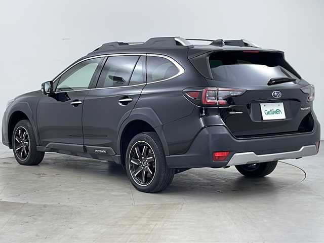 スバル アウトバック リミテッドEX 道央・札幌 2022(令4)年 3.3万km クリスタルブラックシリカ ・4WD/・純正ナビ(BT＆フルセグTV＆USB＆AUX)/・バックカメラ/・パワーバックドア/・harman kardonサラウンド/・黒レザー/・シートメモリ/・シートヒーター/・パワーシート/・アイサイト/・プリクラッシュブレーキ/・レーンキープアシスト/・レーダークルーズコントロール/・先行車発進お知らせ/・ブラインドスポット/・ステアリングヒーター/・LEDヘッドライト/・オートライト/・LEDフォグ/・スマートキー/・社外17インチアルミホイール