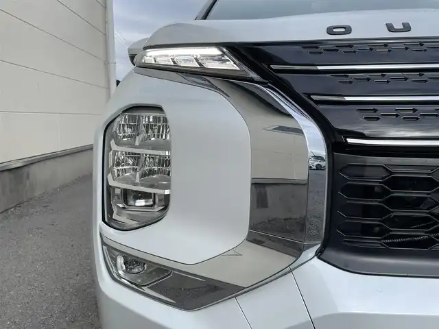 三菱 アウトランダー ＰＨＥＶ