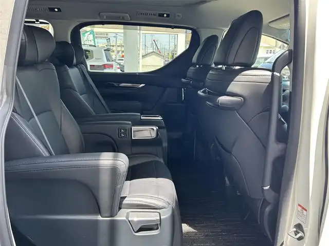 トヨタ アルファード S Cパッケージ 兵庫県 2019(令1)年 3.6万km ホワイトパールクリスタルシャイン アルパイン11インチメモリーナビ/（CD/DVD/BT/フルセグTV）/バックカメラ/12.8インチフリップダウンモニター/両側パワースライドドア/パワーバックドア/ハンドルヒーター/衝突軽減ブレーキ/レーンキーピングサポート/レーダークルーズコントロール/1列目/2列目パワーシート/前席シートヒーター/ベンチレーション/ETC/取扱説明書