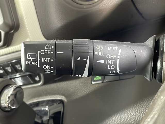 ホンダ Ｎ ＢＯＸ L ターボ 福岡県 2021(令3)年 2.2万km プラチナホワイトパール ・LEDヘッドライト/・コーナーセンサー/・ACC/・Bカメラ/・SDナビ/・シートヒーター（運転席・助手席）/・両側パワースライドドア/・パドルシフト/・レーンキープアシスト/・横滑り防止システム/・衝突軽減ブレーキシステム/・リアサンシェード