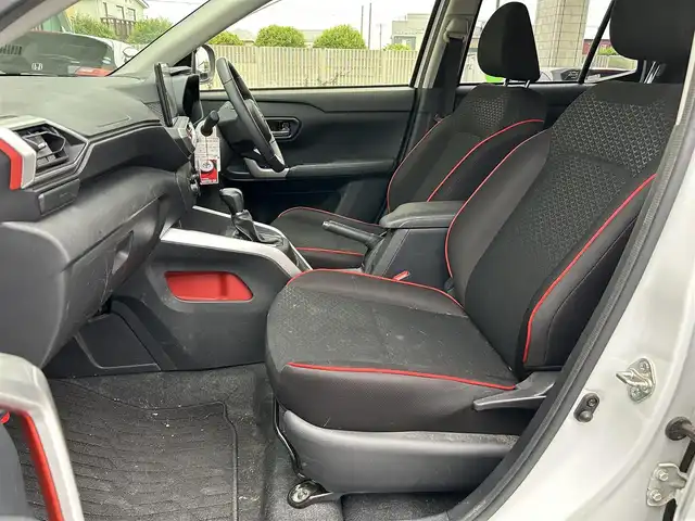 トヨタ ライズ Z 埼玉県 2020(令2)年 4.3万km シャイニングホワイトパール ワンオーナー/純正ディスプレイオーディオ(TV/AM/FM/BT/Apple CarPlay)/アダプティブクルーズコントロール/・車間制御/・低速制御/レーンキープコントロール/SMART STOP/ブラインドスポットモニター/リヤクロストラフィックアラート/パノラミックビューモニター/アダプティブドライビングビーム/ビルドインETC2.0/前後ドラレコ/全方位カメラ/プッシュスタート/スマートキー×2/前席ヒートシーター/純正フロアマット/純正ドアバイザー/純正アルミホイール/TRDフルエアロ/電動格納ミラー/後席エアバッグ/車両/ディスプレイオーディオ　取扱説明書/保証書