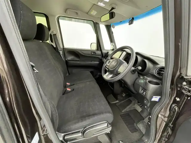 ホンダ Ｎ ＢＯＸ G SSパッケージ 熊本県 2017(平29)年 1.9万km プレミアムディープモカパール 社外ナビCN-RE03D（ＣＤ・ＤＶＤ・フルセグ・ＢＴ）/社外前後ドライブレコーダー　/バックカメラ　/ビルトインＥＴＣ　/両側パワースライドドア　/前席シートヒーター　/純正フロアマット/横滑り防止/電動格納ミラー/オートライト　/ＬＥＤヘッドライト　/スマートキー/プッシュスタート/保証書/取扱説明書