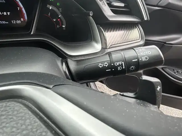 ホンダ シビック ハッチバック 福島県 2019(令1)年 3.3万km ルナシルバーM ワンオーナー/純正ナビ/CD/DVD/SD/BT/USB/フルセグTV/ホンダセンシング/革コンビシート(プライムスムースＸファブリック)/シートヒーター/パワーシート/レーダークルーズコントロール/ステアリングリモコン/アイドリングストップ/バックカメラ/ビルトインETC 2.0/ドライブレコーダー/プッシュスタート/ドアバイザー/純正フロアマット/オートライト/LEDヘッドライト/フォグライト