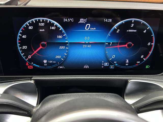 メルセデス・ベンツ ＧＬＢ２００ｄ 千葉県 2020(令2)年 2.6万km マウンテングレー ＲＳＰ　/純正ナビ　/３６０°カメラ　/ＡＣＣ　/ＢＳＭ　/ハーフレザーシート　/シートヒーター　/パワーシート　/ＬＥＤヘッドライト　/オートライト　/電動リアゲート　/ドライブレコーダー　/純正１８インチＡＷ