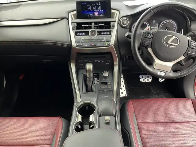 レクサス ＮＸ 200t Fスポーツ 愛知県 2015(平27)年 6.8万km レッドマイカクリスタルシャイン 三眼LEDヘッドライト/純正ナビ（フルセグ、CD、DVD、Bluetooth）/Bカメラ/ETC2.0/シートヒーター、エアシート（D+N)/ハンドルヒーター/パワーシート（D+N)/ドラレコ前方/本革シート/100V電源/パワーバックドア/オートライト/USB/電子パーキング/オートホールド/フォグライト/社外フロアマット/純正アルミホイール/スマートキー/横滑り防止装置