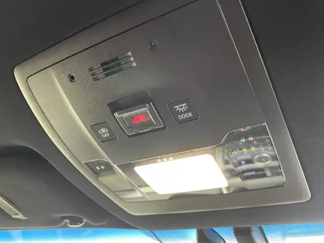 レクサス ＮＸ 200t Fスポーツ 愛知県 2015(平27)年 6.8万km レッドマイカクリスタルシャイン 三眼LEDヘッドライト/純正ナビ（フルセグ、CD、DVD、Bluetooth）/Bカメラ/ETC2.0/シートヒーター、エアシート（D+N)/ハンドルヒーター/パワーシート（D+N)/ドラレコ前方/本革シート/100V電源/パワーバックドア/オートライト/USB/電子パーキング/オートホールド/フォグライト/社外フロアマット/純正アルミホイール/スマートキー/横滑り防止装置
