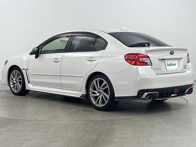 スバル ＷＲＸ Ｓ４ 2．0GT‐S アイサイト 道央・札幌 2015(平27)年 6.6万km クリスタルホワイトP ・4WD/・純正SDナビ&フルセグ&CD&DVD&HDMI&ipod&USB/・バックカメラ/・レーダークルーズコントロール/・衝突軽減ブレーキ/・レーンキープアシスト/・レザーシート/・メモリシート/・シートヒーター/・革巻きステアリング/・パドルシフト/・電動パーキング/・STIエアロ&リア&サイド/・ヘッドライトレベライザー/・オートライト/・LEDヘッドライト/・LEDフォグ/・ビルトインETC/・ヒルスタートアシスト/・SI-DRIVE/・スマートキー/・プッシュスタート/・横滑り防止