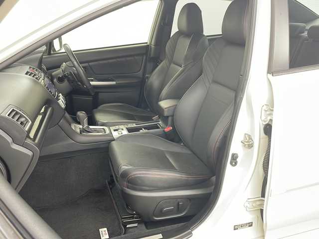 スバル ＷＲＸ Ｓ４ 2．0GT‐S アイサイト 道央・札幌 2015(平27)年 6.6万km クリスタルホワイトP ・4WD/・純正SDナビ&フルセグ&CD&DVD&HDMI&ipod&USB/・バックカメラ/・レーダークルーズコントロール/・衝突軽減ブレーキ/・レーンキープアシスト/・レザーシート/・メモリシート/・シートヒーター/・革巻きステアリング/・パドルシフト/・電動パーキング/・STIエアロ&リア&サイド/・ヘッドライトレベライザー/・オートライト/・LEDヘッドライト/・LEDフォグ/・ビルトインETC/・ヒルスタートアシスト/・SI-DRIVE/・スマートキー/・プッシュスタート/・横滑り防止
