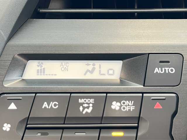 ホンダ Ｓ６６０ β 岐阜県 2018(平30)年 5.2万km プレミアムミスティックナイトパール ６ＭＴ/社外Ｒ１５・Ｒ１６アルミホイール/ＬＥＤヘッドライト/オートライト/プッシュスタート/スマートキー/スペアキー/ＥＴＣ/横滑り防止機構/オートエアコン/無限フロアマット