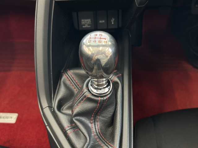 ホンダ Ｓ６６０ β 岐阜県 2018(平30)年 5.2万km プレミアムミスティックナイトパール ６ＭＴ/社外Ｒ１５・Ｒ１６アルミホイール/ＬＥＤヘッドライト/オートライト/プッシュスタート/スマートキー/スペアキー/ＥＴＣ/横滑り防止機構/オートエアコン/無限フロアマット