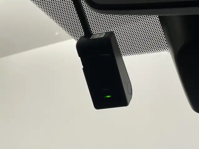 トヨタ シエンタ G グランパー 埼玉県 2019(令1)年 6.1万km グレイッシュブルー 純正9インチナビ/ CD DVD 地デジTV Bluetooth/パノラミックビューモニター　/純正前方ドライブレコーダー　/ビルトインETC2.0/両側パワースライドドア　/前後クリアランスソナー　/前席シートヒーター　/ステアリングヒーター/トヨタセーフティーセンス/プリクラッシュセーフティ/レーンディパーチャーアラート/オートマチックハイビーム/横滑り防止/アイドリングストップ/純正フロアマット/LEDオートライト/フォグライト/スマートキー