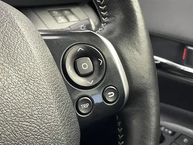 トヨタ シエンタ G グランパー 埼玉県 2019(令1)年 6.1万km グレイッシュブルー 純正9インチナビ/ CD DVD 地デジTV Bluetooth/パノラミックビューモニター　/純正前方ドライブレコーダー　/ビルトインETC2.0/両側パワースライドドア　/前後クリアランスソナー　/前席シートヒーター　/ステアリングヒーター/トヨタセーフティーセンス/プリクラッシュセーフティ/レーンディパーチャーアラート/オートマチックハイビーム/横滑り防止/アイドリングストップ/純正フロアマット/LEDオートライト/フォグライト/スマートキー