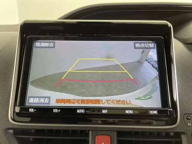 トヨタ ノア Si ダブルバイビーⅡ 大分県 2019(平31)年 7.6万km ホワイトパールクリスタルシャイン 純正9インチメモリナビ/(CD/DVD/BT/フルセグTV)/純正フリップダウンモニター/バックカメラ/両側パワースライドドア/ハーフレザーシート/スマートキー/プッシュスタート/ETC/電格ミラー/ウィンカーミラー/オートライト/フォグランプ/LEDヘッドライト/クルーズコントロール/クリアランスソナー/ドライブレコーダー/ステアリングスイッチ/革巻きステリング/純正16インチアルミホイール/ドアバイザー/フロアマット