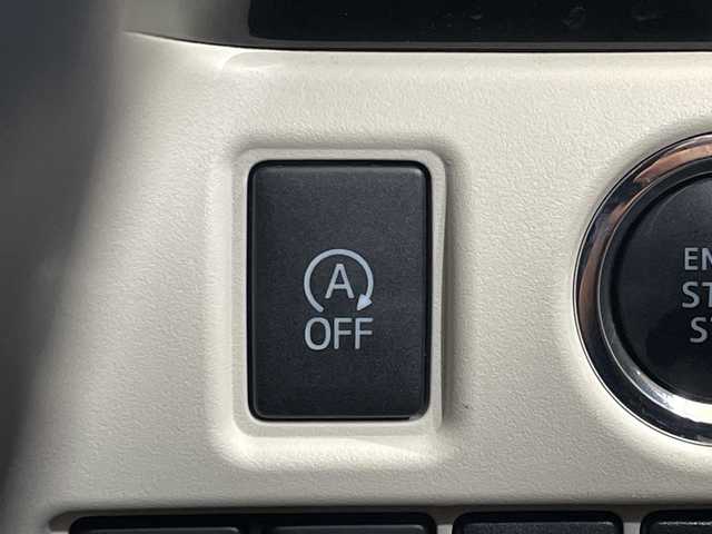 トヨタ ノア Si ダブルバイビーⅡ 愛媛県 2019(平31)年 7.6万km ホワイトパールクリスタルシャイン 純正9インチメモリナビ/(CD/DVD/BT/フルセグTV)/純正フリップダウンモニター/バックカメラ/両側パワースライドドア/ハーフレザーシート/スマートキー/プッシュスタート/ETC/電格ミラー/ウィンカーミラー/オートライト/フォグランプ/LEDヘッドライト/クルーズコントロール/クリアランスソナー/ドライブレコーダー/ステアリングスイッチ/革巻きステリング/純正16インチアルミホイール/ドアバイザー/純正フロアマット