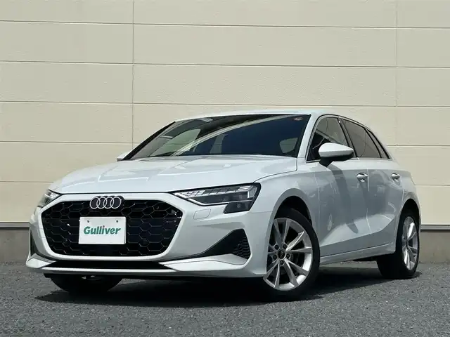 アウディ アウディ Ａ３ SB 30TFSI アドバンスド 茨城県 2025(令7)年 0.3万km グレイシアホワイトメタリック ワンオーナー/純正ナビ/・Applecarplay/・バックカメラ/・フルセグTV/パーキングアシスト/純正ドラレコ前後/アイドリングストップ/クルーズコントロール/シートヒーターD＋N席/パワーシートD＋N席/レーンキープアシスト/オートマチックハイビーム/置くだけ充電器/ETC2.0