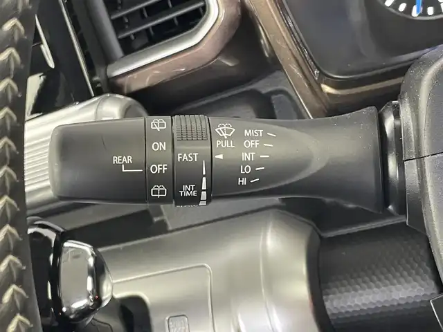 スズキ クロスビー HYBRID MZ 埼玉県 2024(令6)年 0.5万km タフカーキパールメタリック/ホワイト2トーン セーフティサポート　社外ナビ　全方位モニター　ＥＴＣ　３６０度ドライブレコーダー　レーダークルーズコントロール　シートヒーター　パドルシフト　純正アルミホイール　オートライト　ＬＥＤヘッドライト　ＴＶ