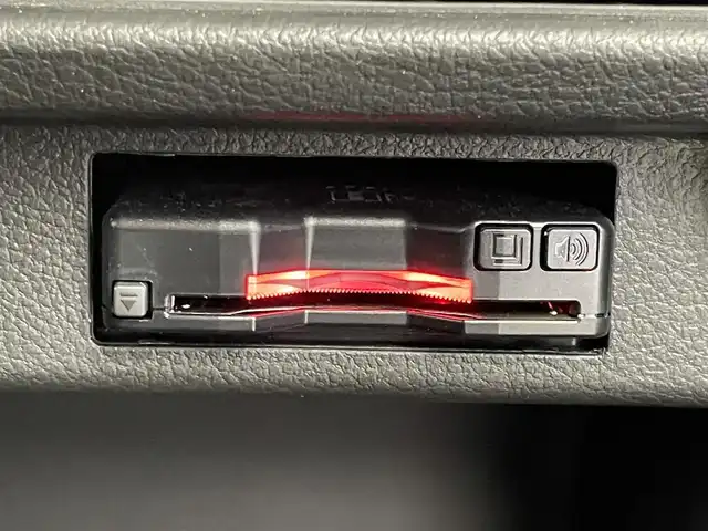 スズキ クロスビー HYBRID MZ 埼玉県 2024(令6)年 0.5万km タフカーキパールメタリック/ホワイト2トーン セーフティサポート　社外ナビ　全方位モニター　ＥＴＣ　３６０度ドライブレコーダー　レーダークルーズコントロール　シートヒーター　パドルシフト　純正アルミホイール　オートライト　ＬＥＤヘッドライト　ＴＶ
