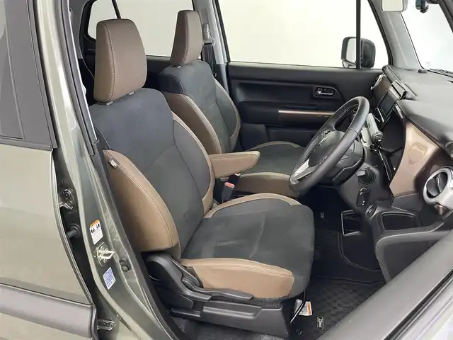 スズキ クロスビー HYBRID MZ 埼玉県 2024(令6)年 0.5万km タフカーキパールメタリック/ホワイト2トーン セーフティサポート　社外ナビ　全方位モニター　ＥＴＣ　３６０度ドライブレコーダー　レーダークルーズコントロール　シートヒーター　パドルシフト　純正アルミホイール　オートライト　ＬＥＤヘッドライト　ＴＶ