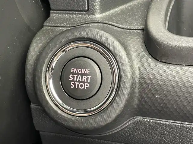 スズキ クロスビー HYBRID MZ 埼玉県 2024(令6)年 0.5万km タフカーキパールメタリック/ホワイト2トーン セーフティサポート　社外ナビ　全方位モニター　ＥＴＣ　３６０度ドライブレコーダー　レーダークルーズコントロール　シートヒーター　パドルシフト　純正アルミホイール　オートライト　ＬＥＤヘッドライト　ＴＶ