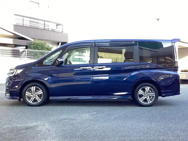 ホンダ ステップワゴン スパーダ eHEV G EXホンダS 大阪府 2021(令3)年 6.2万km 紺 ワンオーナー/純正10インチインターナビ・フルセグTV・CD・/　　　DVD・Bluetooth・HDMI・USB・SD/純正フリップダウンモニター/両側パワースライドドア/純正ドライブレコーダー/ホンダセンシング/スマートキー/バックカメラ/わくわくゲート/ビルトインETC2.0/前席シートヒーター/LEDフォグランプ/LEDオートヘッドライト/電動パーキングブレーキ/電動格納ウインカーミラー/コンフォートビューパッケージ/純正16インチアルミホイール/R4.5.6.7年ディーラー点検記録簿有