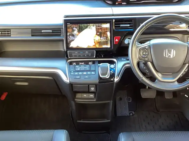 ホンダ ステップワゴン スパーダ eHEV G EXホンダS 大阪府 2021(令3)年 6.2万km 紺 ワンオーナー/純正10インチインターナビ・フルセグTV・CD・/　　　DVD・Bluetooth・HDMI・USB・SD/純正フリップダウンモニター/両側パワースライドドア/純正ドライブレコーダー/ホンダセンシング/スマートキー/バックカメラ/わくわくゲート/ビルトインETC2.0/前席シートヒーター/LEDフォグランプ/LEDオートヘッドライト/電動パーキングブレーキ/電動格納ウインカーミラー/コンフォートビューパッケージ/純正16インチアルミホイール/R4.5.6.7年ディーラー点検記録簿有