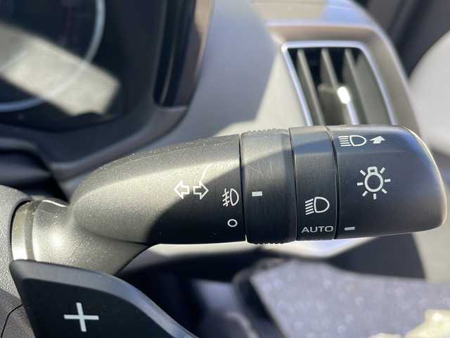 トヨタ クラウン ハイブリッド RS アドバンス Four 岩手県 2022(令4)年 5万km ブラック サンルーフ/TRDフロントスポイラー/オプションリアアンダースポイラー/ホワイトレザーシート/純正メモリナビ/AM/FM/CD/DVD/Bluetooth/フルセグTV/デジタルインナーミラー/バックカメラ/全方位カメラ/ETC2.0/純正ドライブレコーダー/レーダークルーズコントロール/衝突被害軽減ブレーキ/レーンキープアシスト/横滑り防止装置/パワーシート/シートヒーター/ベンチレーションシート/オートライト/オートハイビーム/LEDヘッドライト/フォグランプ/置くだけ充電/スマートキー/プッシュスタート/電動格納ミラー/純正18インチAW/純正フロアマット/純正ドアバイザー