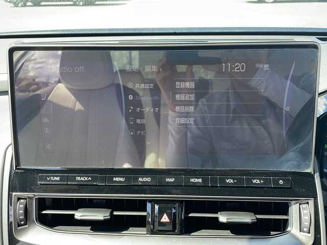 トヨタ クラウン ハイブリッド RS アドバンス Four 岩手県 2022(令4)年 5万km ブラック サンルーフ/TRDフロントスポイラー/オプションリアアンダースポイラー/ホワイトレザーシート/純正メモリナビ/AM/FM/CD/DVD/Bluetooth/フルセグTV/デジタルインナーミラー/バックカメラ/全方位カメラ/ETC2.0/純正ドライブレコーダー/レーダークルーズコントロール/衝突被害軽減ブレーキ/レーンキープアシスト/横滑り防止装置/パワーシート/シートヒーター/ベンチレーションシート/オートライト/オートハイビーム/LEDヘッドライト/フォグランプ/置くだけ充電/スマートキー/プッシュスタート/電動格納ミラー/純正18インチAW/純正フロアマット/純正ドアバイザー
