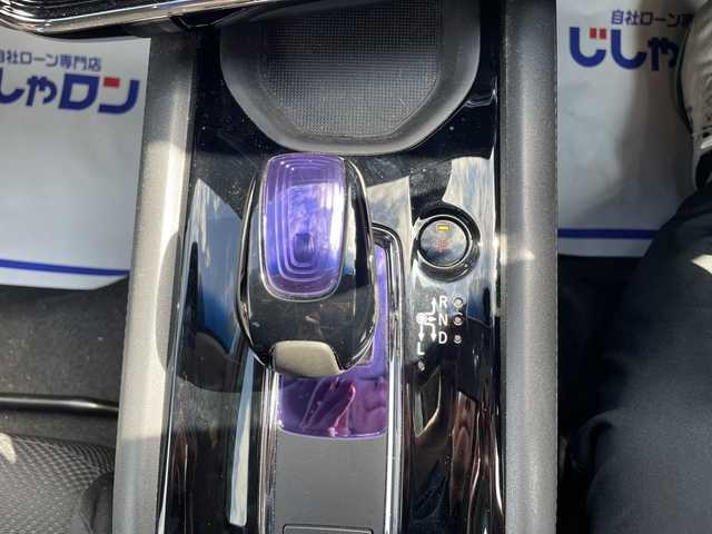 ホンダ ヴェゼル ハイブリッド 宮城県 2014(平26)年 13.7万km クリスタルブラックパール (株)IDOMが運営する【じしゃロン仙台店】の自社ローン専用車両になりますこちらは現金またはオートローンご利用時の価格です。自社ローンご希望の方は別途その旨お申付け下さい/carrozzeriaナビ/Bluetooth/LEDヘッドライト/衝突軽減システム