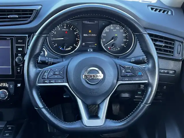 日産 エクストレイル ハイブリッド 20Xi 道央・札幌 2020(令2)年 10.6万km ブリリアントホワイトパール ４WD/純正SDナビ/AUX/DVD/SD/フルセグ/プロパイロット/衝突被害軽減ブレーキ/横滑り防止装置/インテリジェントクルーズコントロール/ダウンヒルアシストコントロール/グリップコントロール/クリアランスソナー/バックカメラ/フロントカメラ/サイドカメラ/全方位カメラ/アラウンドビューモニター/ビルトインETC/アイドリングストップ/パワーバックドア/全席シートヒーター/レザーシート/革巻きステアリング/ステアリングリモコン/電動パーキング/オートブレーキホールド/デジタルインナーミラー/プッシュスタート/スマートキー/LEDヘッドライト/オートライト/フォグランプ/ヘッドライトレベライザー/電動格納ミラー/ドアバイザー/純正フロアマット/スペアキー/ルーフレール