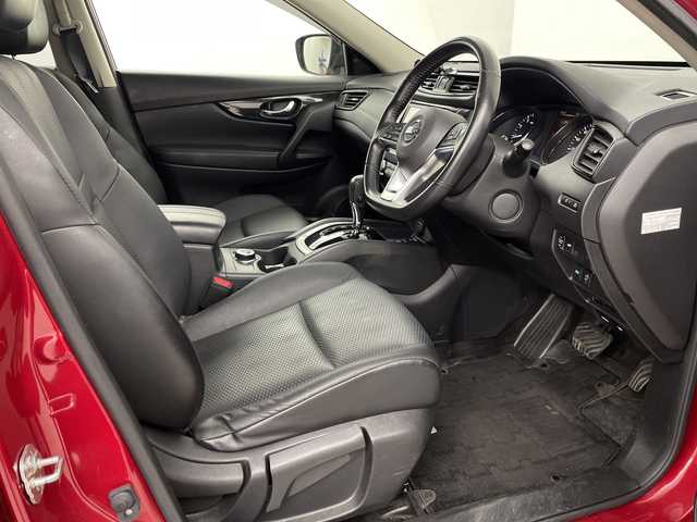 日産 エクストレイル 20Xi 埼玉県 2019(令1)年 6.3万km ガーネットレッド 純正ナビ　/全方位カメラ/デジタルインナーミラー　/プロパイロット　/ドライブレコーダー　/パワーバックドア　/ダウンヒルアシストコントロール　/コーナーセンサー　　/アイドリングストップ　/純正フロアマット　/ＥＴＣ/ドアバイザー/ルーフレール/ウインカーミラー/フォグランプ/革巻きハンドル