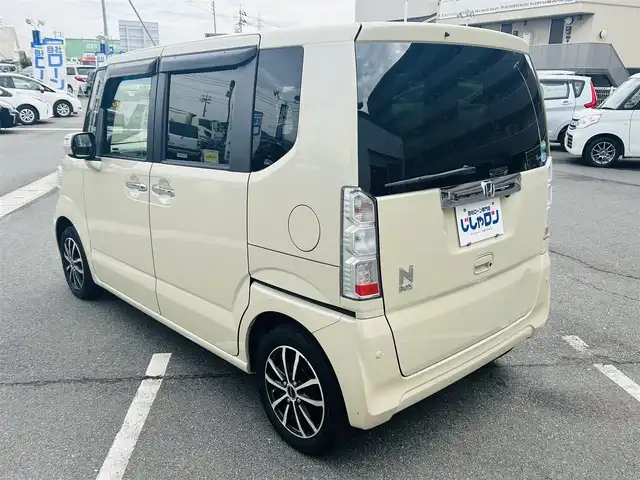 ホンダ Ｎ ＢＯＸ G Lパッケージ 岡山県 2016(平28)年 7.7万km プレミアムアイボリーP (株)IDOMが運営する【じしゃロン岡山店】の自社ローン専用車両です。こちらは現金またはオートローンご利用時の価格です。 自社ローンご希望の方は別途その旨お申し付け下さい/＊プッシュスタート/＊ETC/＊バックカメラ/＊ドライブレコーダー/＊片側パワースライドドア/＊アイドリングストップ/＊ワンセグテレビ/＊スマートキー/＊スペアキー