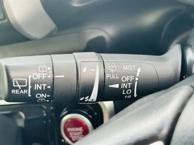 ホンダ Ｎ ＢＯＸ G Lパッケージ 岡山県 2016(平28)年 7.7万km プレミアムアイボリーP (株)IDOMが運営する【じしゃロン岡山店】の自社ローン専用車両です。こちらは現金またはオートローンご利用時の価格です。 自社ローンご希望の方は別途その旨お申し付け下さい/＊プッシュスタート/＊ETC/＊バックカメラ/＊ドライブレコーダー/＊片側パワースライドドア/＊アイドリングストップ/＊ワンセグテレビ/＊スマートキー/＊スペアキー