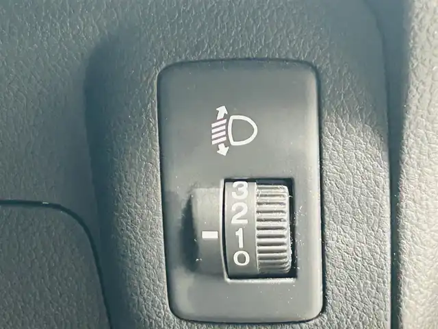 ホンダ Ｎ ＢＯＸ G Lパッケージ 岡山県 2016(平28)年 7.7万km プレミアムアイボリーP (株)IDOMが運営する【じしゃロン岡山店】の自社ローン専用車両です。こちらは現金またはオートローンご利用時の価格です。 自社ローンご希望の方は別途その旨お申し付け下さい/＊プッシュスタート/＊ETC/＊バックカメラ/＊ドライブレコーダー/＊片側パワースライドドア/＊アイドリングストップ/＊ワンセグテレビ/＊スマートキー/＊スペアキー