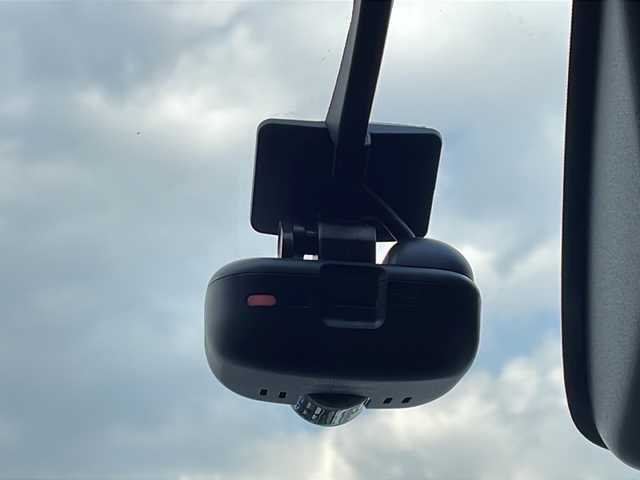 ダイハツ キャスト スポーツ SAⅢ 徳島県 2018(平30)年 8.9万km パールホワイトⅢ 純正8型ナビ　NSZN-X68D/（DISC/USB/SD/BT/iPod/HDMI/ラジオ/フルセグ）/バックカメラ/パドルシフト/ハーフレザーシート/前席シートヒーター/ターボ/LEDヘッドライト/スペアキー/ドライブレコーダー/ドアバイザー/フォグライト/社外15AW/アイドリングストップ/スペアキー