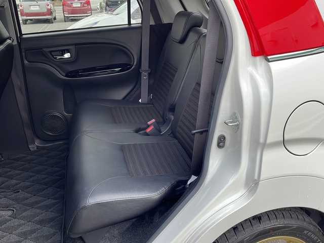 ダイハツ キャスト スポーツ SAⅢ 徳島県 2018(平30)年 8.9万km パールホワイトⅢ 純正8型ナビ　NSZN-X68D/（DISC/USB/SD/BT/iPod/HDMI/ラジオ/フルセグ）/バックカメラ/パドルシフト/ハーフレザーシート/前席シートヒーター/ターボ/LEDヘッドライト/スペアキー/ドライブレコーダー/ドアバイザー/フォグライト/社外15AW/アイドリングストップ/スペアキー