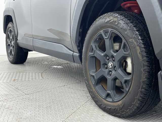 トヨタ ＲＡＶ４ アドベンチャー オフロードPKG 新潟県 2022(令4)年 2.7万km アティチュードブラックマイカ 4WD/トヨタセーフティセンス/AW付スタッドレスタイヤ積込/純正ナビ/Bluetooth/フルセグTV/バックカメラ/レーダークルーズコントロール/LEDオートライト/レザーシート/パワーシート/シートヒーター/シートベンチレーション/純正18インチアルミホイール/ルーフレール/ステアリングリモコン/ブラインドスポットモニター/前後ドラレコ/ステアリングヒーター/電格ミラー/ウィンカーミラー/ワンオーナー/スマートキー/ビルトインETC2.0