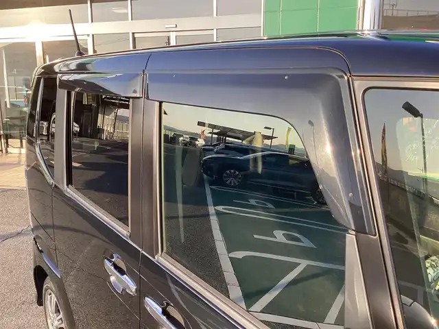 ホンダ Ｎ ＢＯＸ カスタム G Lパッケージ 奈良県 2015(平27)年 9.4万km スマートブラック 純正メモリーナビ(フルセグ・DVD・BT)/バックドア/片側パワースライドドア/プッシュスタート/スマートキー2個/ETC/純正14インチアルミ/フロアマット/ドアバイザー