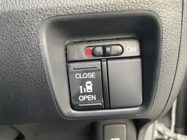 ホンダ Ｎ ＢＯＸ カスタム G Lパッケージ 大阪府 2015(平27)年 9.4万km スマートブラック ”(株)IDOMが運営する【じしゃロン堺店】の自社ローン対象車両になります。こちらは現金ご利用時の価格です。/自社ローンご希望の方は別途その旨お申付け下さい。/”