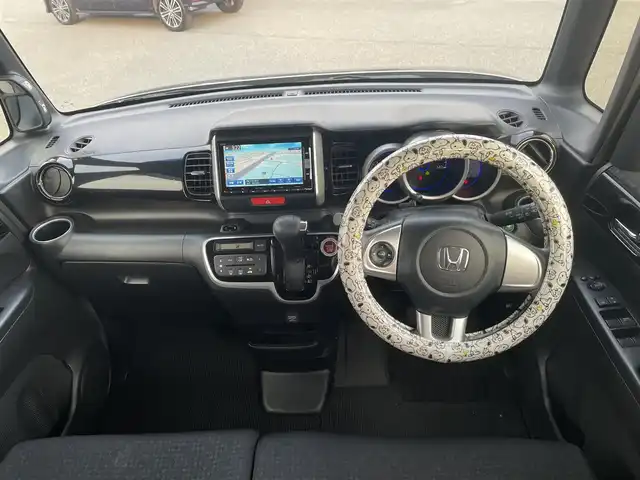 ホンダ Ｎ ＢＯＸ カスタム G Lパッケージ 大阪府 2015(平27)年 9.4万km スマートブラック ”(株)IDOMが運営する【じしゃロン堺店】の自社ローン対象車両になります。こちらは現金ご利用時の価格です。/自社ローンご希望の方は別途その旨お申付け下さい。/”