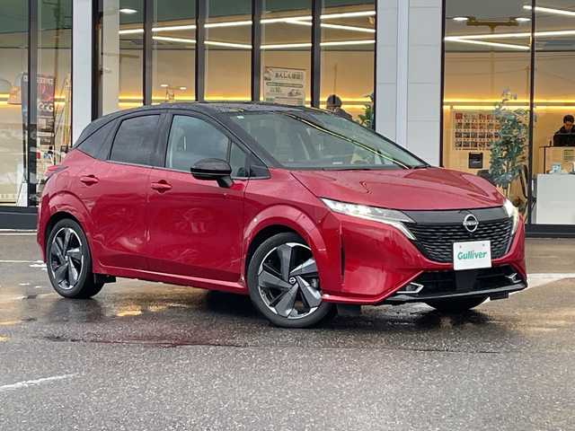 日産 オーラ G レザーエディション 新潟県 2021(令3)年 1.1万km ガーネットレッド/スーパーブラック 2トーン 純正ナビ/（AM/FN/フルセグTV/Bluetooth/USB）/アラウンドビューモニター/BOSEサウンド/プロパイロット/エマージェンシーブレーキ/ビルトインＥＴＣ２．０/LEDヘッドライト/デジタルタルインナーミラー/前後ドライブレコーダー/純正17インチAW/プッシュスタート/スマートキー/スペアキー×1/取扱説明書/保証書