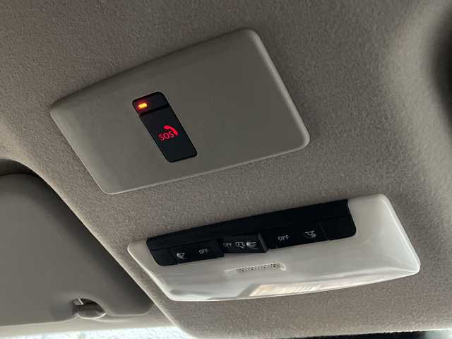 日産 オーラ G レザーエディション 新潟県 2021(令3)年 1.1万km ガーネットレッド/スーパーブラック 2トーン 純正ナビ/（AM/FN/フルセグTV/Bluetooth/USB）/アラウンドビューモニター/BOSEサウンド/プロパイロット/エマージェンシーブレーキ/ビルトインＥＴＣ２．０/LEDヘッドライト/デジタルタルインナーミラー/前後ドライブレコーダー/純正17インチAW/プッシュスタート/スマートキー/スペアキー×1/取扱説明書/保証書